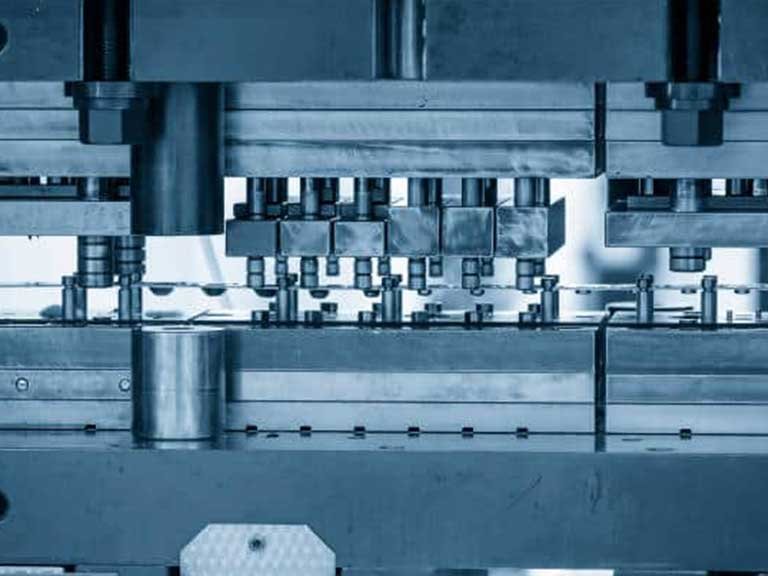 Estampage progressif 3